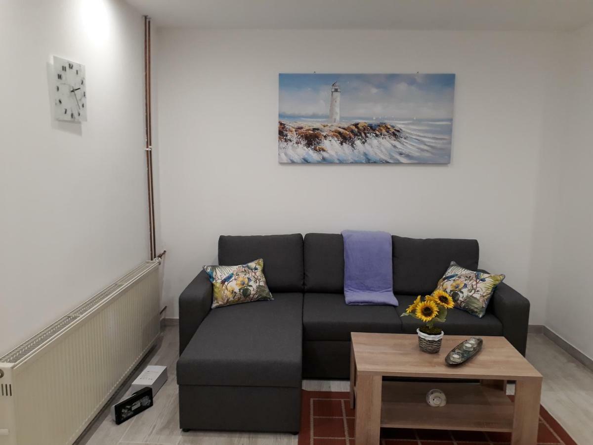 Apartments Roko กอสเตรนา ภายนอก รูปภาพ